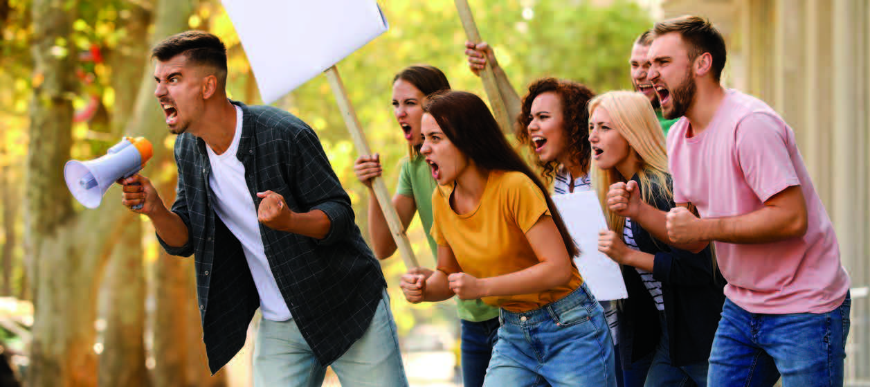 Overwhelming Solidarity: The Universalism of Christopher Hitchens - Vimarsana News